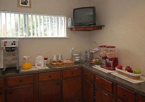 Econo Inn Lackland Afb-Seaworld San Antonio Esterno foto